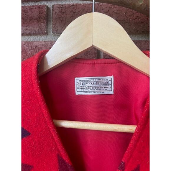 Vintage Southwestern Pendleton Wool Red Vest - Size Medium - Picture 2 of 5